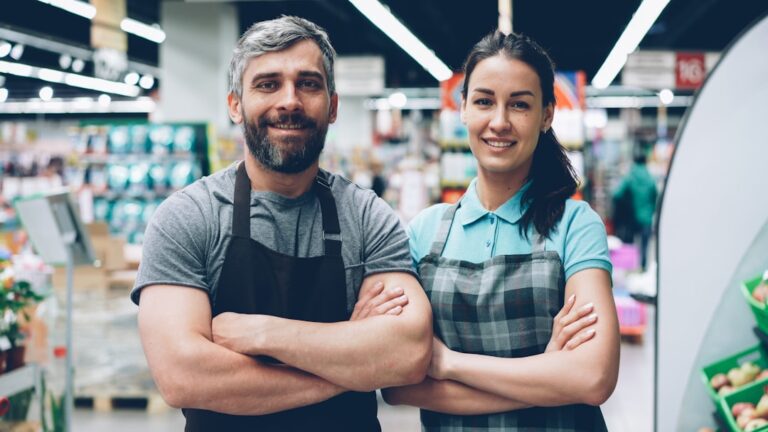 Gemeinsam einkaufen: Warum Teamwork im Alltag zahlt